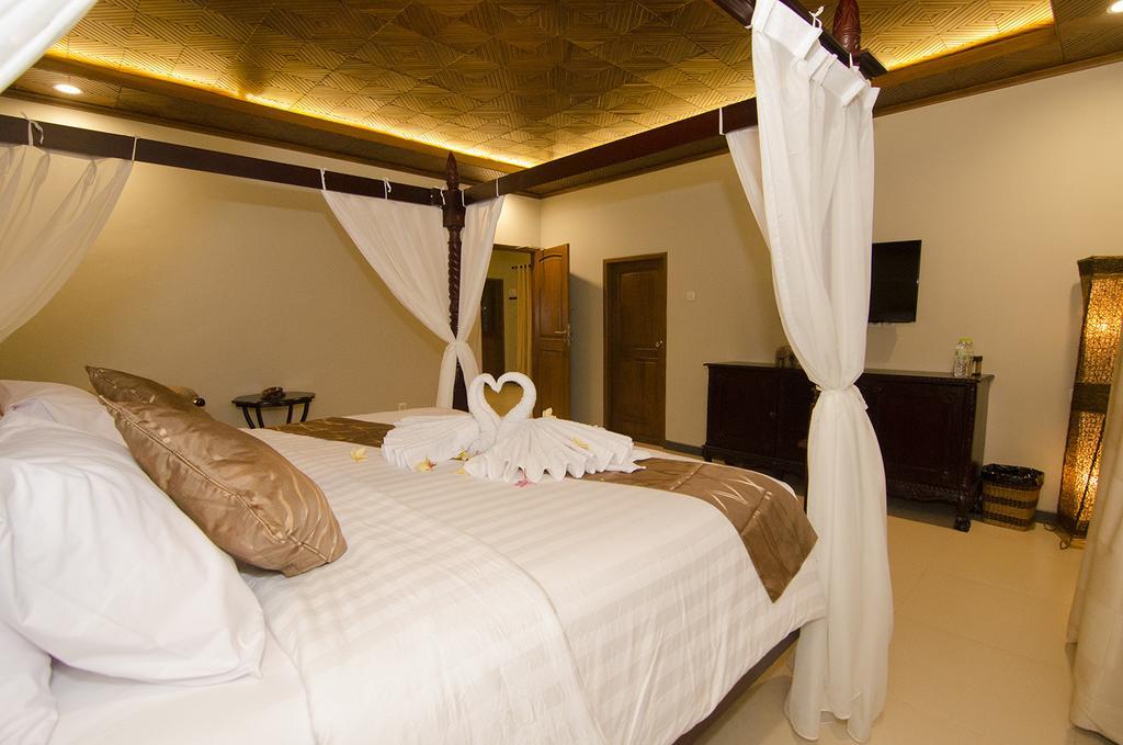 Syailendra Hotel Syariah Jepara Zimmer foto